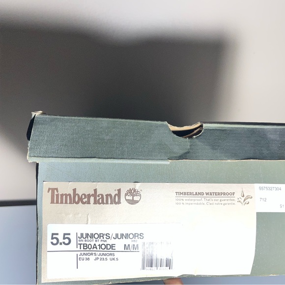 Timberland Women's Hot Pink Lace-Up Boots - Picture 4 of 6